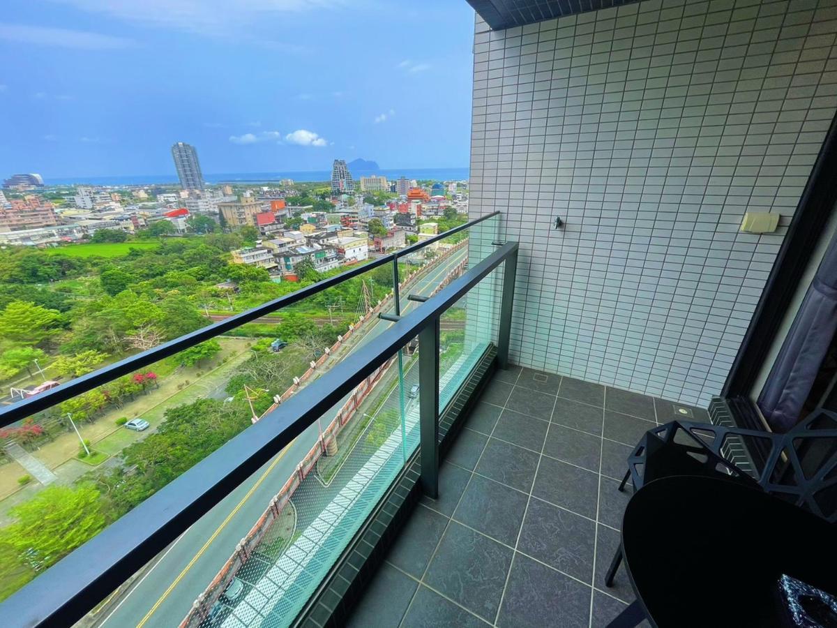 Apartament Toucheng Happyhouse頭城黑皮家 附早餐 Zewnętrze zdjęcie