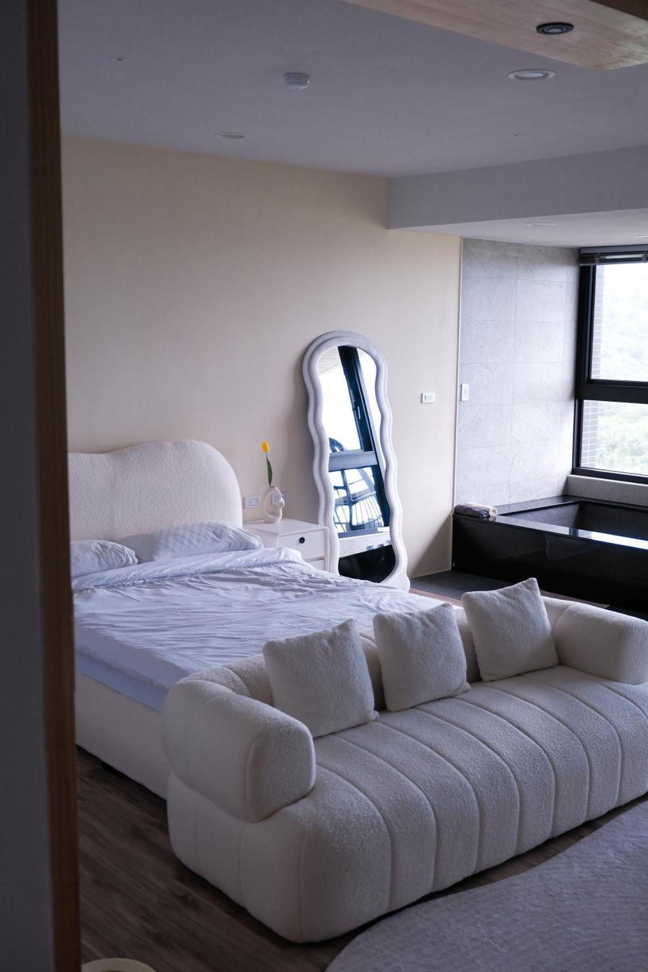 Apartament Toucheng Happyhouse頭城黑皮家 附早餐 Zewnętrze zdjęcie