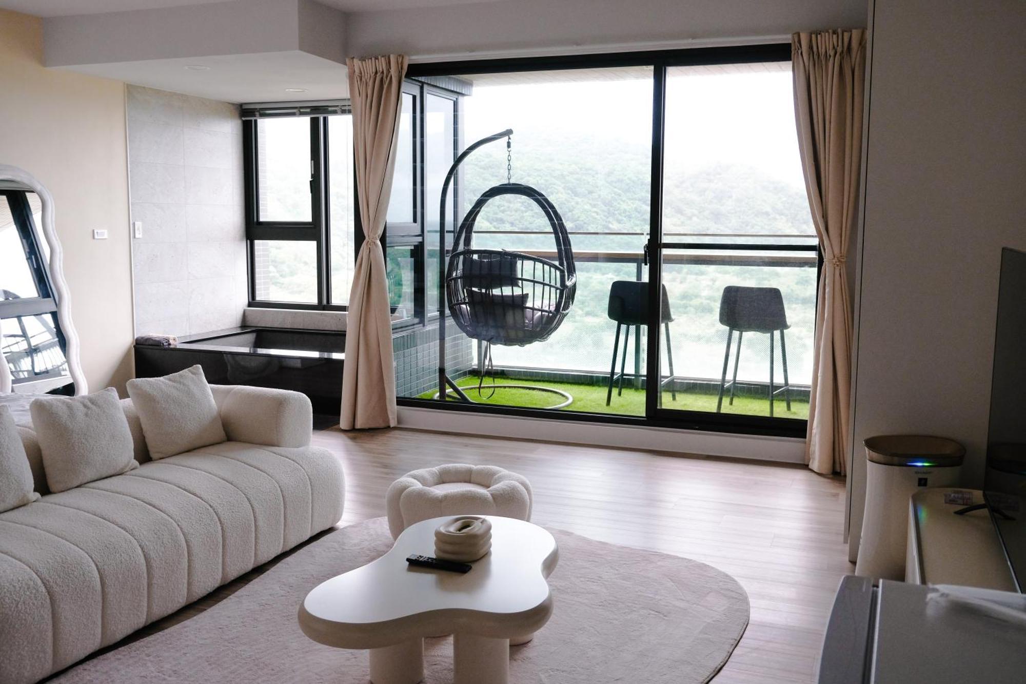 Apartament Toucheng Happyhouse頭城黑皮家 附早餐 Zewnętrze zdjęcie